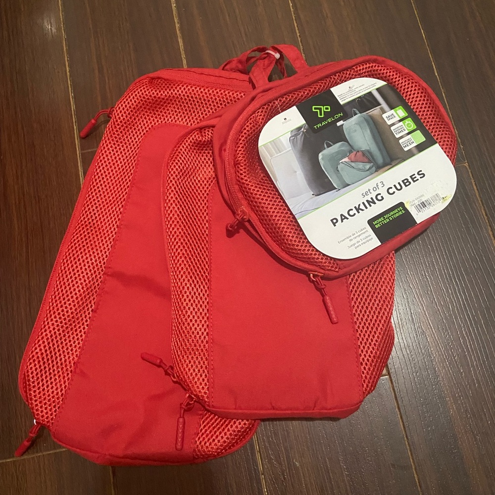 Travelon Bags Set of 3 Packing Cubes - Red